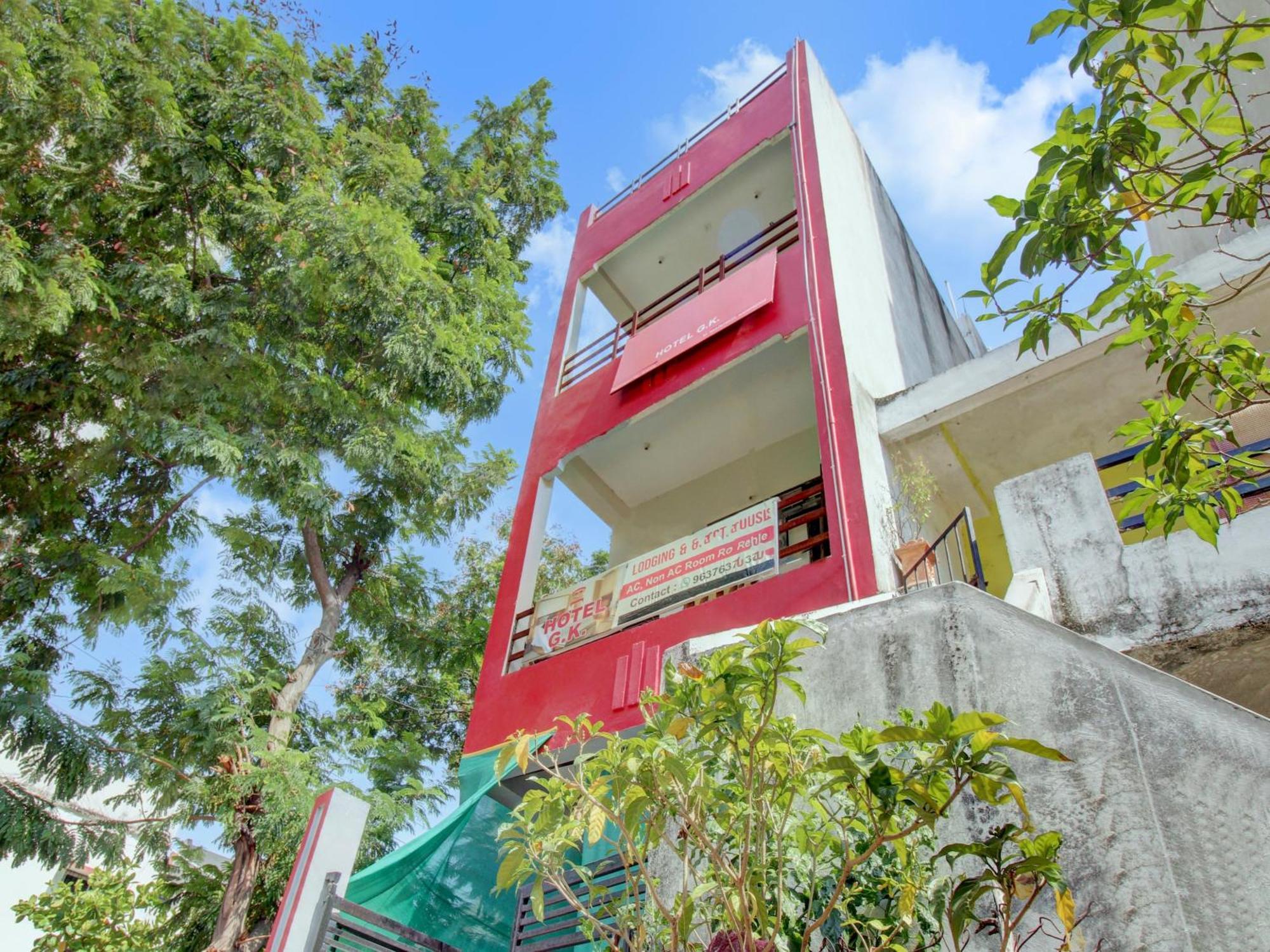 Hotel O G.K Lodging And Guest House Sakardarā エクステリア 写真