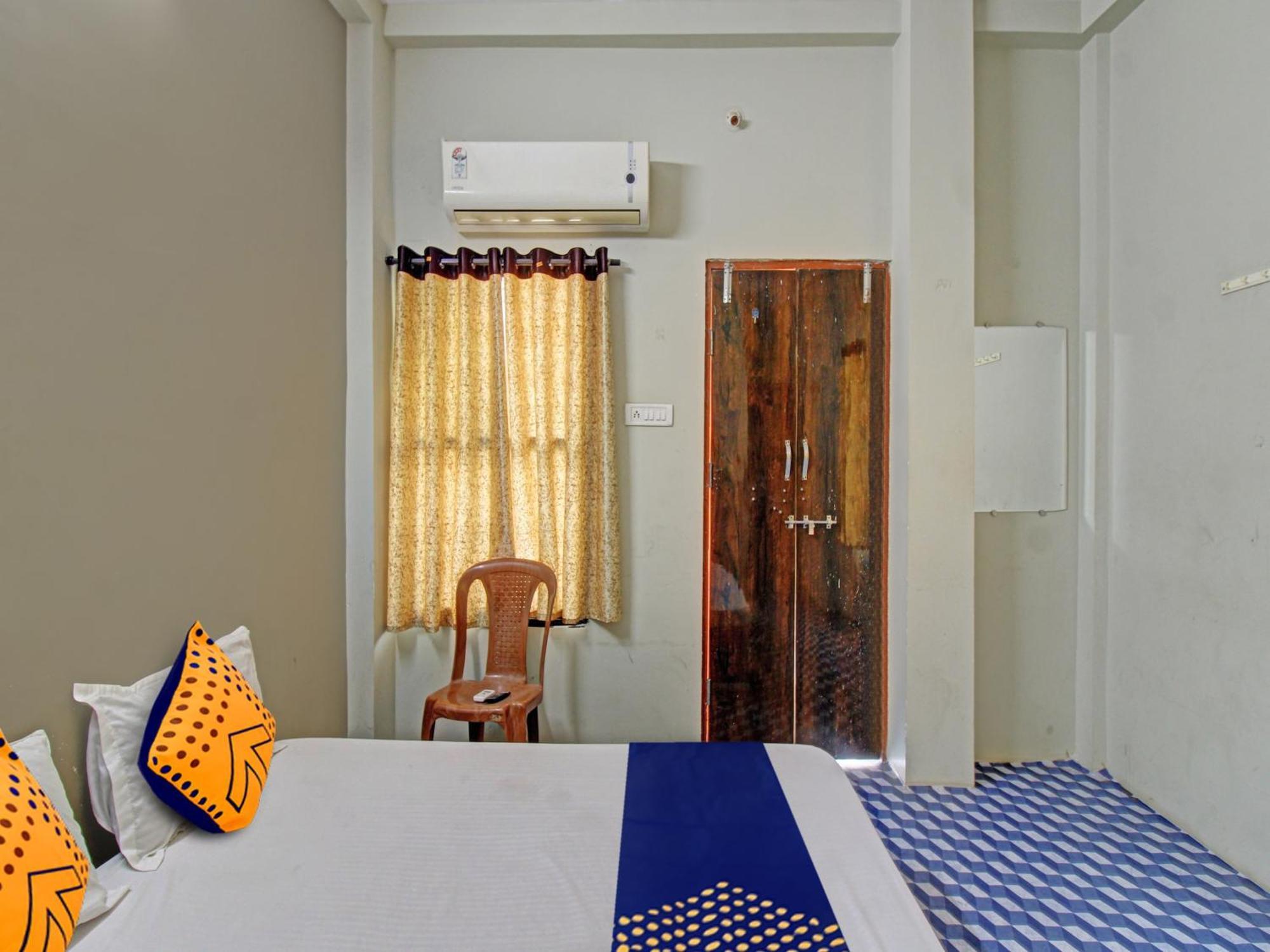 Hotel O G.K Lodging And Guest House Sakardarā エクステリア 写真